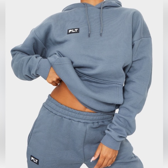 PrettyLittleThing Tops - SALE rare plt badge logo hoodie